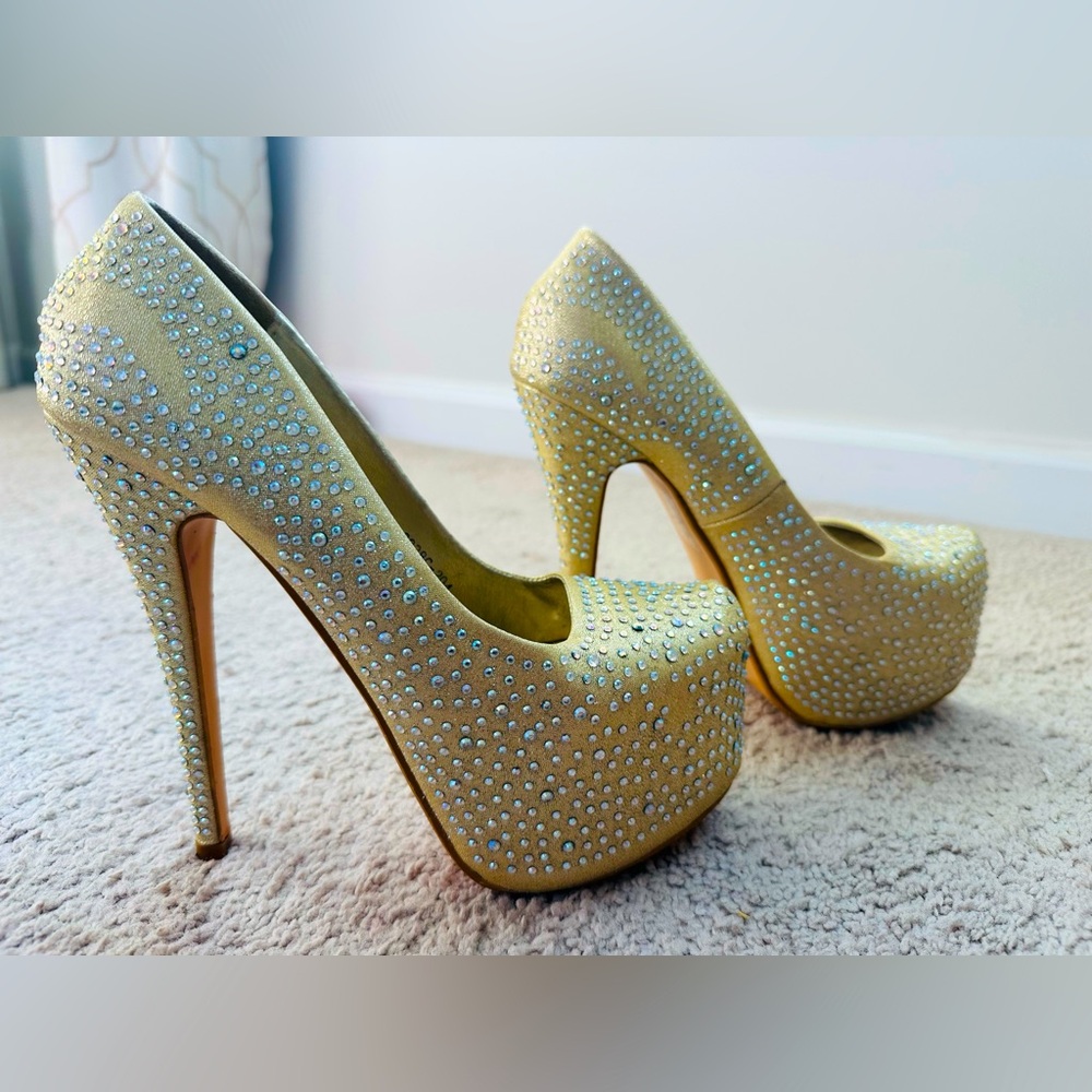 High Heels Show Stopper Shoe
